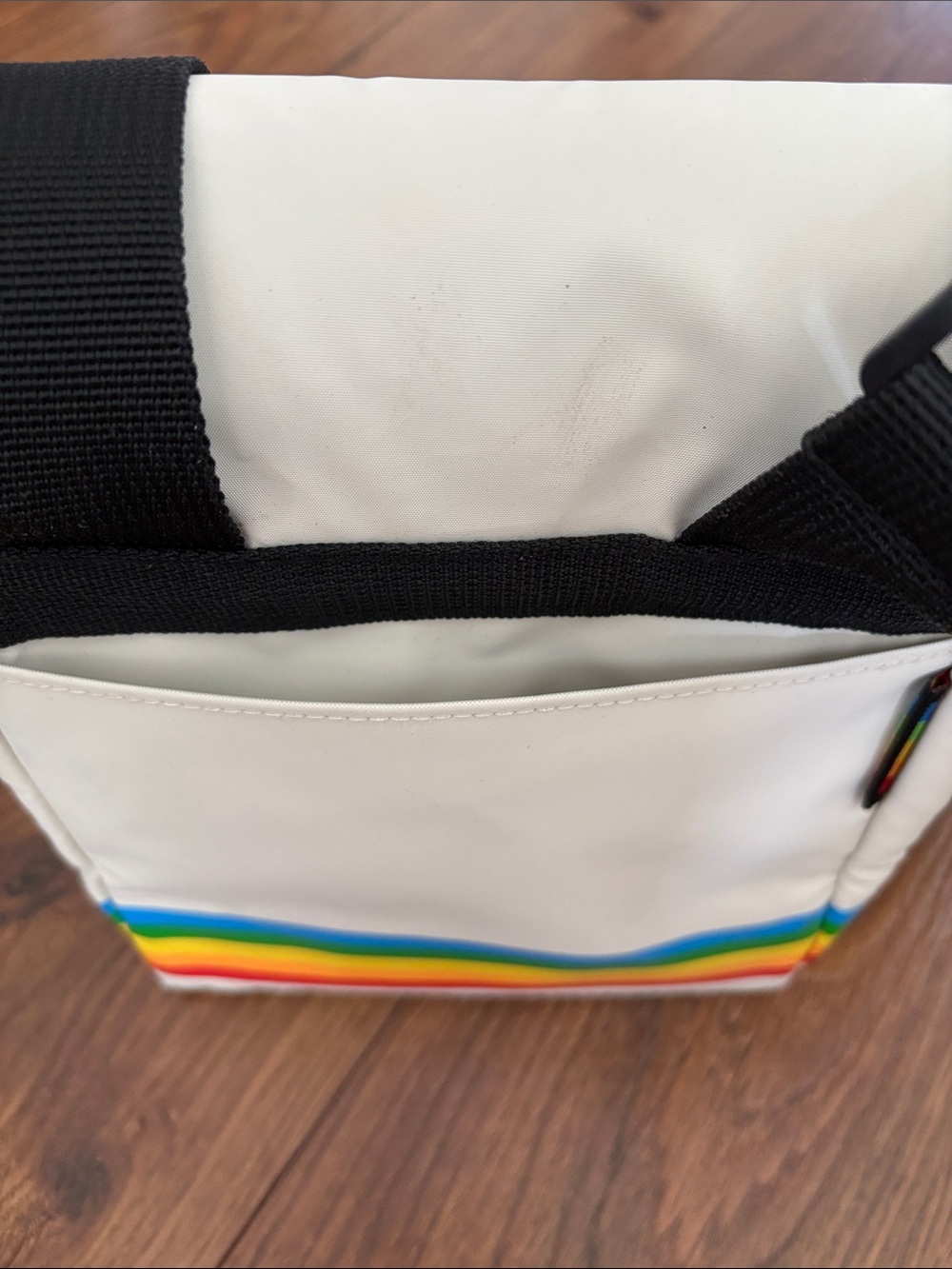 Polaroid Cream Camera Bag with Rainbow Stripe - Picture 7 of 11